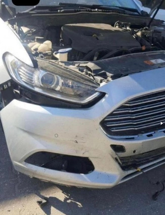 Ford Mondeo cena 16500 przebieg: 206000, rok produkcji 2015 z Warszawa małe 407